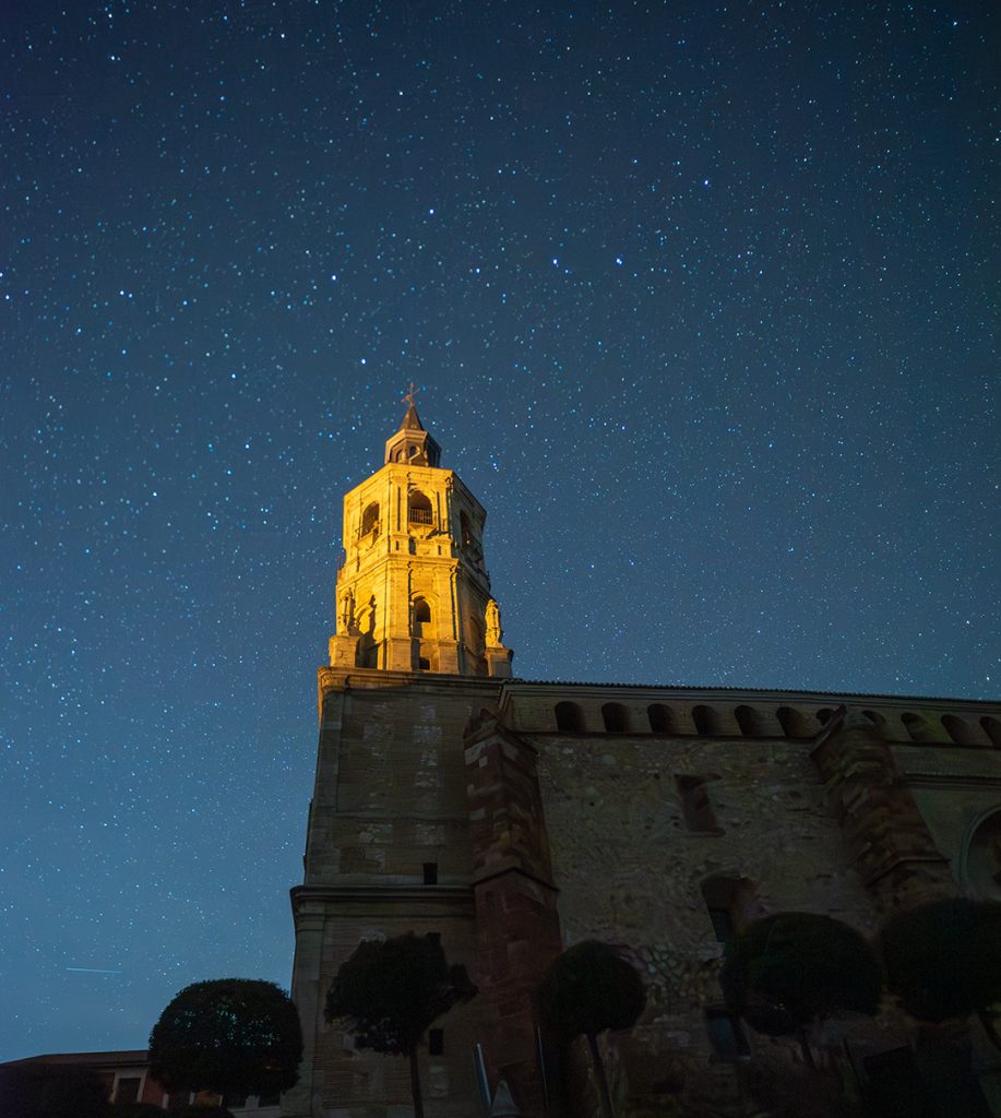 Imagen de la Torre de Santa Catalina en pleno apagón. Foto Digitalhambra