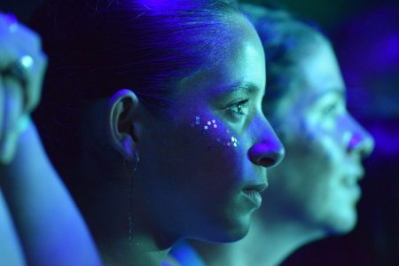 asistente-al-festival-mediterranea